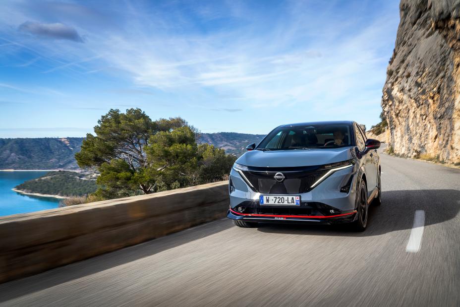 O design arrojado e a personalidade fazem do Nissan Ariya um dos SUV 100% elétricos mais diferenciados do mercado. O apelido Nismo trata do resto! 